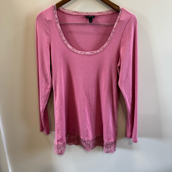 Torrid Cotton Modal Rib Scoop Neck Lace Trim Tee - Picture 3 of 9